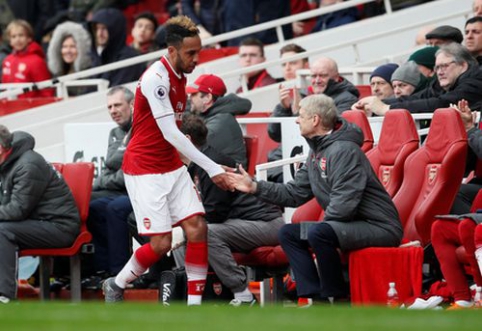 P. Aubameyang hoped that A. Wenger would stay at Arsenal longer