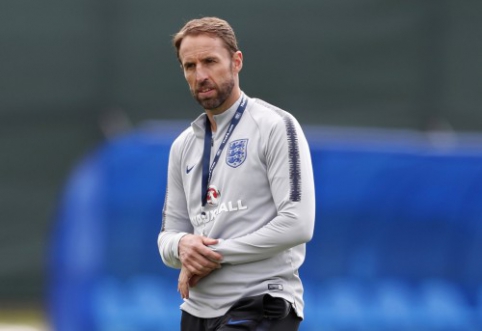 S. Hollandas: Southgate is as good a coach as Mourinho and Conte