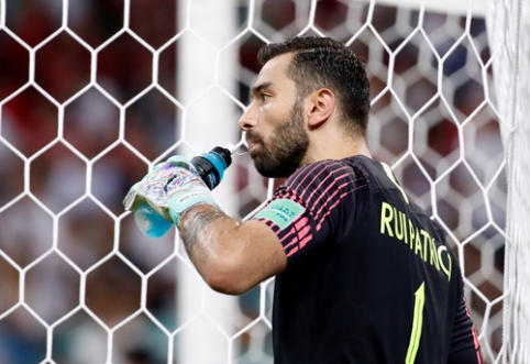 "Wolves" crossed hands with Portugal's national team goalkeeper R. Patricio