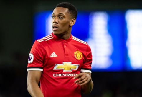 A. Martial's agent confirmed that the attacker wants to leave "Man Utd"