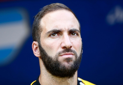 G. Higuain tragically debuted in the MLS championship