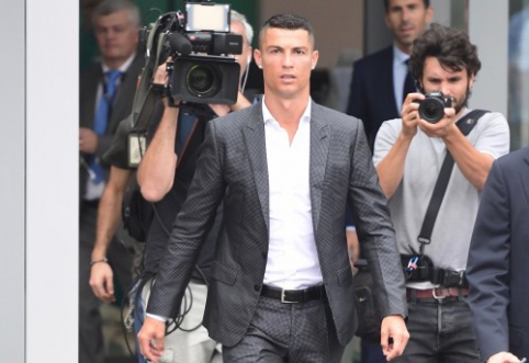 "Juventus" officially presented Cristiano Ronaldo: we will fight for all trophies