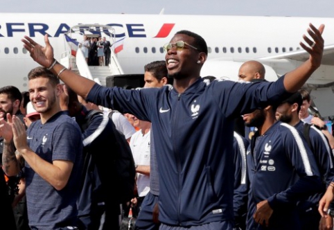 P. Pogba made fun of English fans (VIDEO)