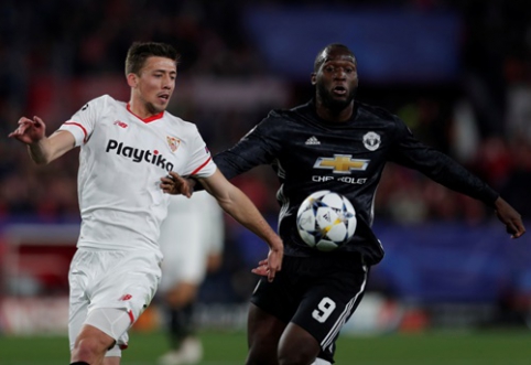 Official: "Barcelona" buys out the contract of "Sevilla" defender C. Lenglet