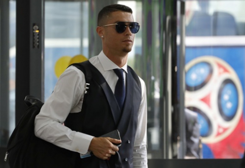 "Juventus" manager arrived in Greece to finalize negotiations with C. Ronaldo (PHOTO)