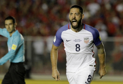 Legendary US footballer C. Dempsey ends his professional career.