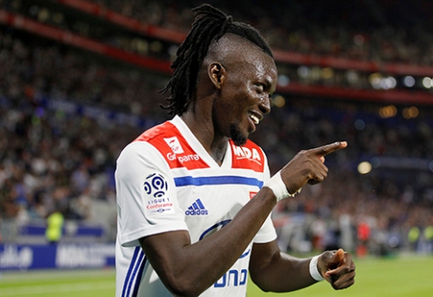 "Lyon" defeated "Strasbourg" at home