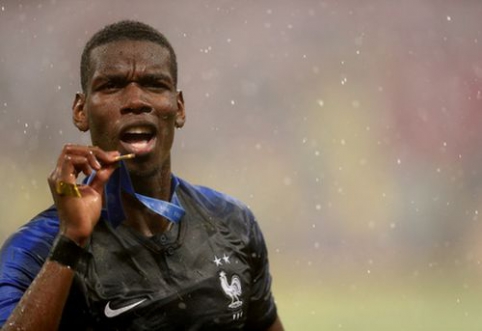 P. Pogba admits to his teammates that he wants to move to "Barcelona"