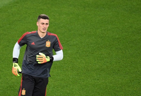 Kepa arrives in London to complete record-breaking transfer (VIDEO)