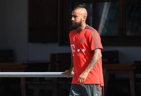 Official: A. Vidal will join the "Barcelona" team