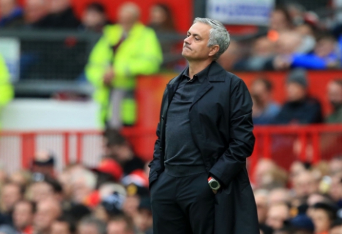 Spanish journalist: J. Mourinho's era at "Man Utd" club is approaching its end