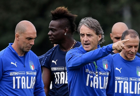 R.Mancini confirmed the Italian lineup for the upcoming match