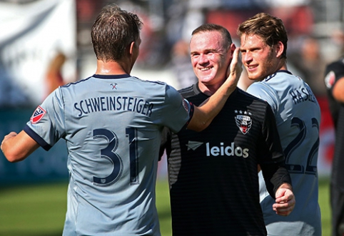 In the MLS league, W.Rooney scored a great goal