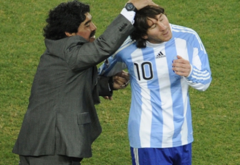 D. Maradona sees "leadership qualities" in L. Messi again