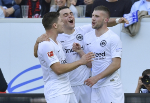 "The 'Eintracht' club secured their second consecutive victory in the Bundesliga"