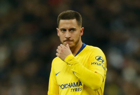 E. Hazard does not rule out the possibility of moving to Madrid in the summer