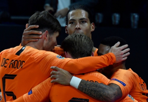 V. van Dijko's post-match gesture with the Germans stirred up the football community.