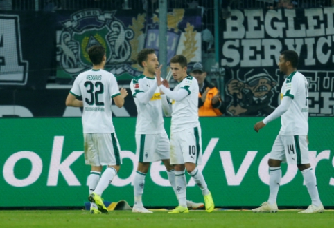 "Gladbach" dealt with "Dusseldorf" at home