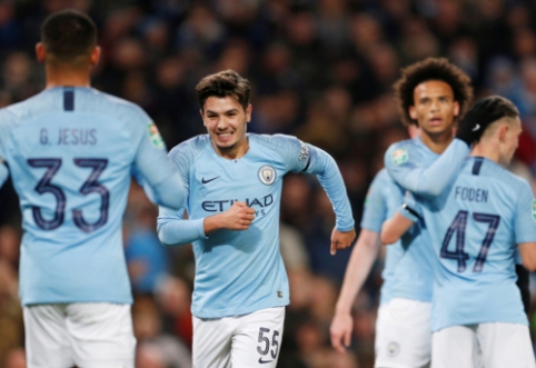 "Man City" overcame big problems to reach the quarterfinals of the English League Cup