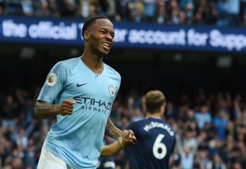 R. Sterling agreed to sign a new contract with "Man City"