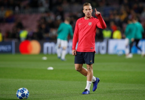 Arthur: I hope Neymar returns to "Barça"