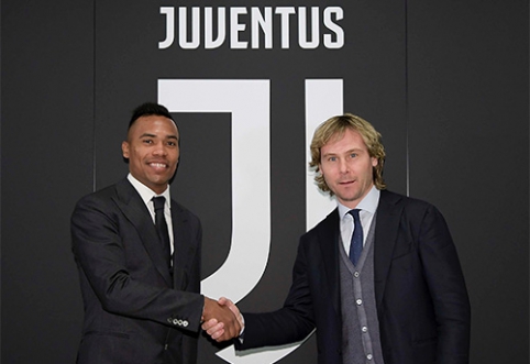 Official: A. Sandro signed a long-term contract with "Juventus"