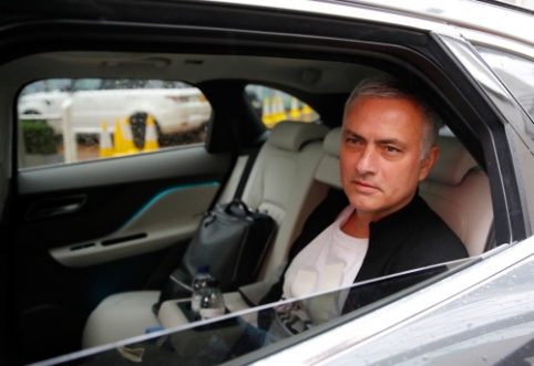 J. Mourinho's farewell letter: "It was a huge honor to wear the badge of this club"