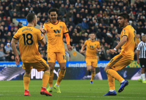 "Wolves" defeated "Newcastle" in the last minute of the match