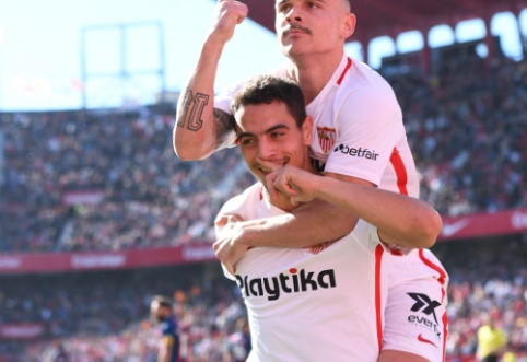 "Sevilla" shook "Levante" footballers in the second half