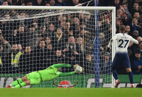 "After a penalty shootout, "Chelsea" reached the final of the English League Cup"