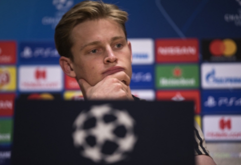 Having offered more, "Barcelona" won the battle for the acquisition of F. de Jong.