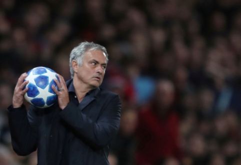 J. Mourinho tells the story of trying to deceive UEFA almost drowning in a laundry box