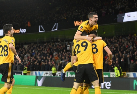 "Wolves" knock out "Liverpool" team from the FA Cup (+LETTERS)