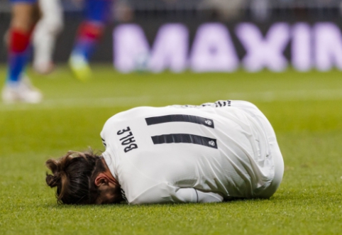 G. Bale suffered his 18th injury in the team "Real Madrid" in English