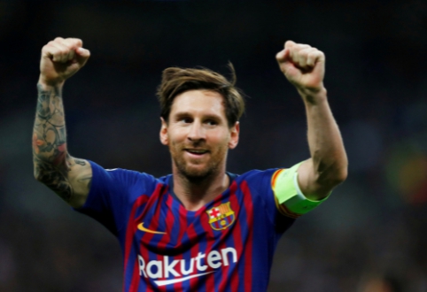 R. van der Vaart on L. Messi: "He is from another world"