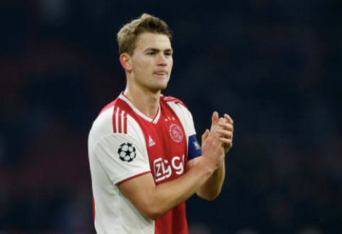 "Ajax" confirmed "Juventus" interest in M. de Ligt.