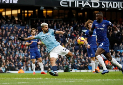 Complete humiliation: "Man City" bombarded "Chelsea" team's goal.