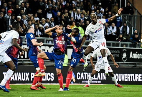 "Ligue 1: Amiens and PSG Celebrate Victories"