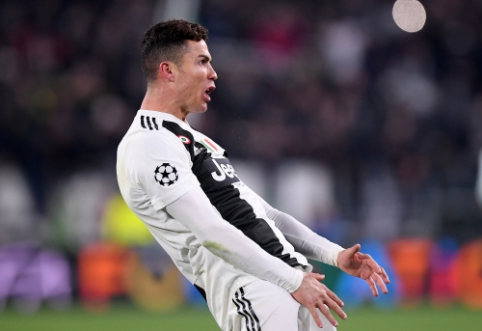 UEFA has started an investigation into C. Ronaldo's gesture to "Atletico" fans