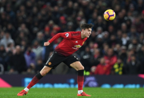 Man Utd kept defender V. Lindelof