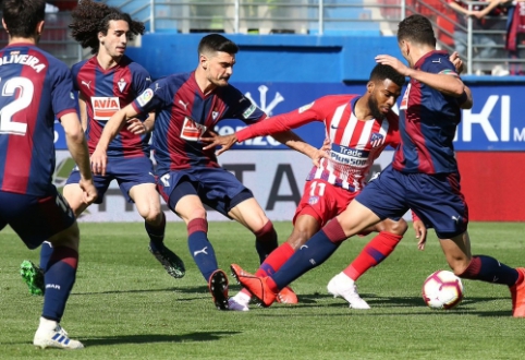 "Atletico" crushed "Eibar" at the end of the match