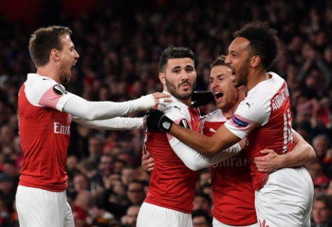 EN: "Arsenal" and "Benfica" step into the semi-finals with one foot