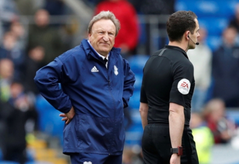 N. Warnock did not spare criticism to the referees after "Chelsea" defeat