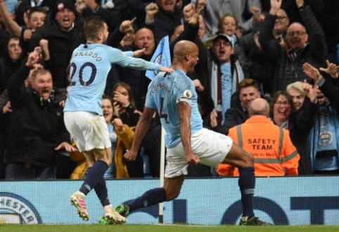 Fantastic goal by V. Kompany brought "Man City" closer to the Premier League title