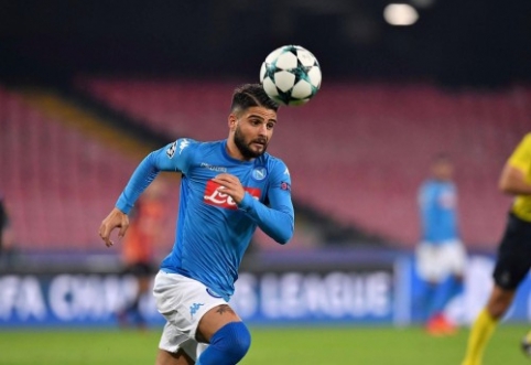 Press: L. Insigne extends contract with "Napoli"