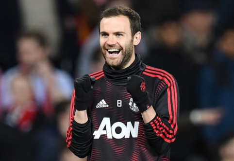 J. Mata signed a new contract with "Man Utd"