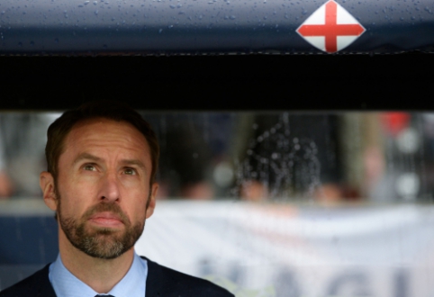 G. Southgate replaced "Man Utd" duo