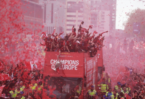 Liverpool painted red met its heroes