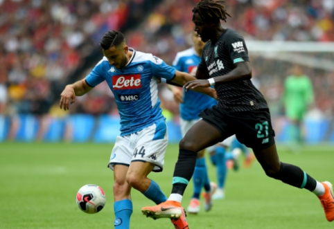 "Napoli" dealt a blow to "Liverpool" team in friendly match