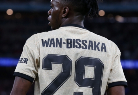 A. Wan-Bissaka revealed what advice W. Zaha gave him before leaving